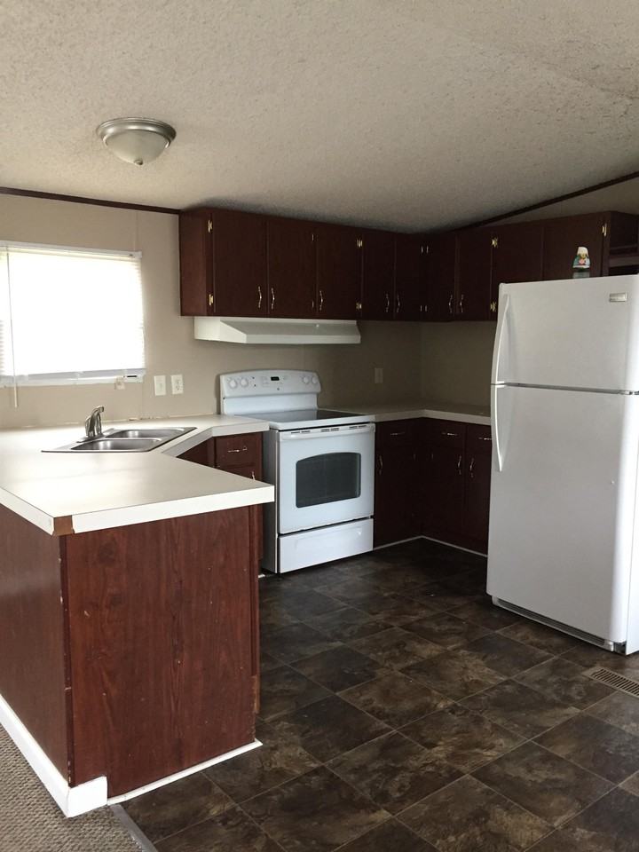 304 Belew St #1 - Photo 6 of 11