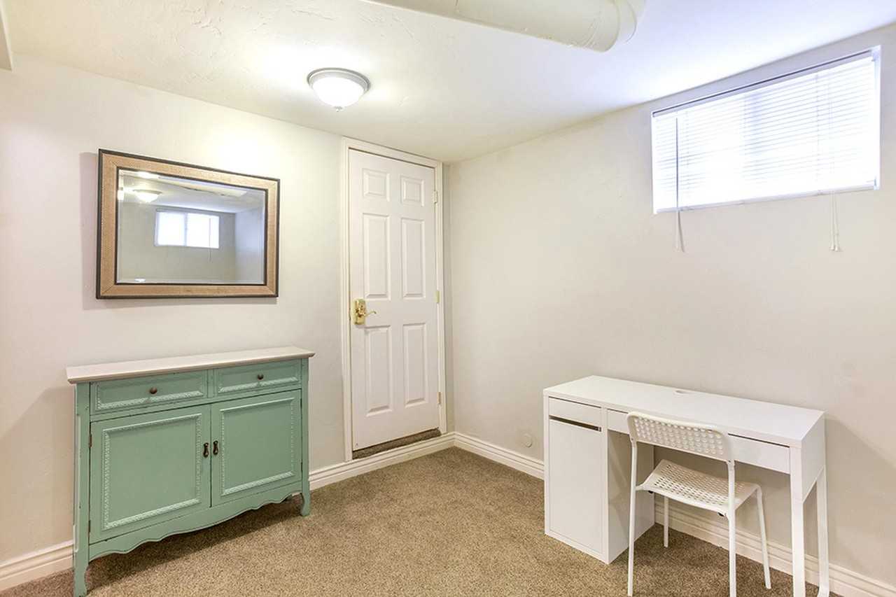 624 E 12th Ave - Photo 6 of 15