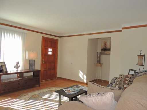 23781 Columbus Rd - Photo 3 of 26