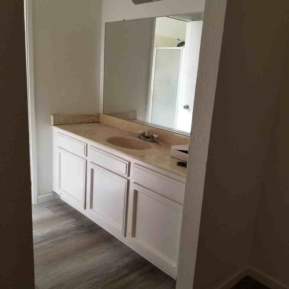 981 Sierra Ave #1 - Photo 7 of 12