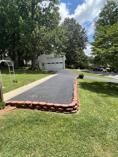 1035 Oakmont Circle - Photo 3 of 14