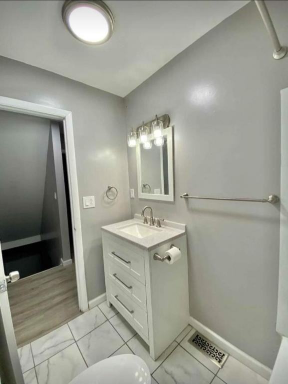 120 Daniels Dr - Photo 6 of 14