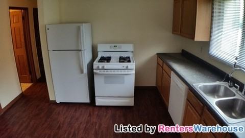 329 Monroe St NE #101 - Photo 3 of 7