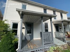 featured image of 121 Commerce St