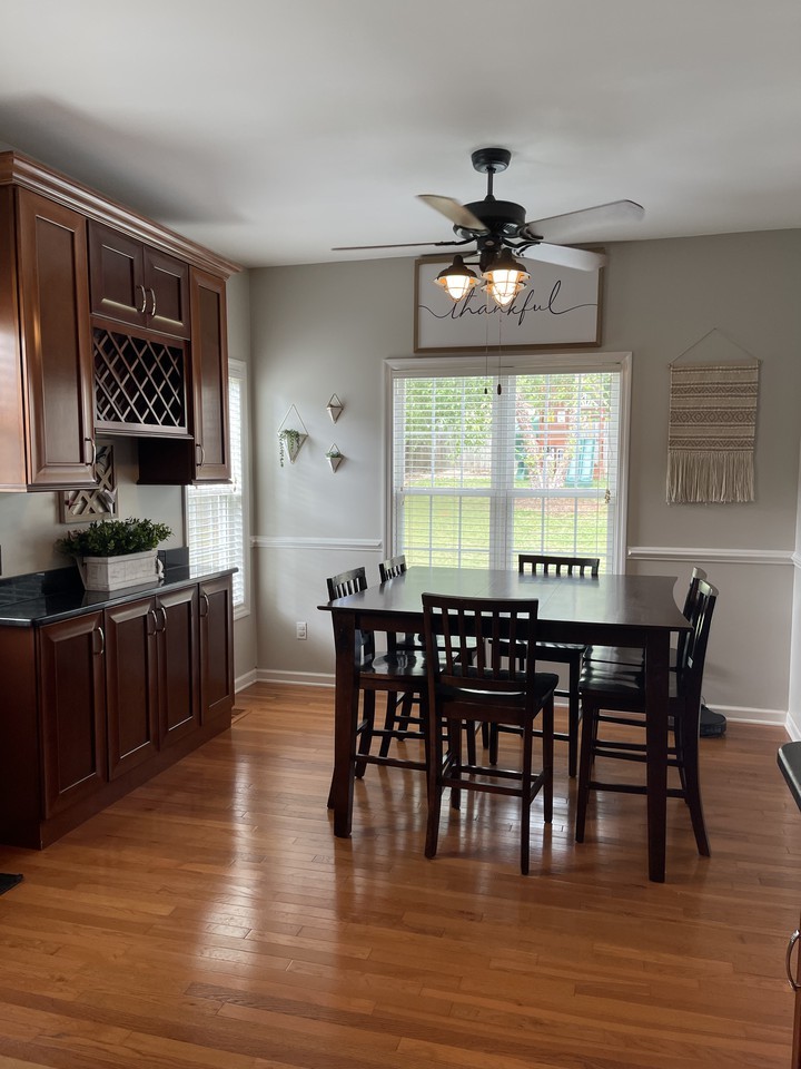154 Dublin Ct - Photo 3 of 6