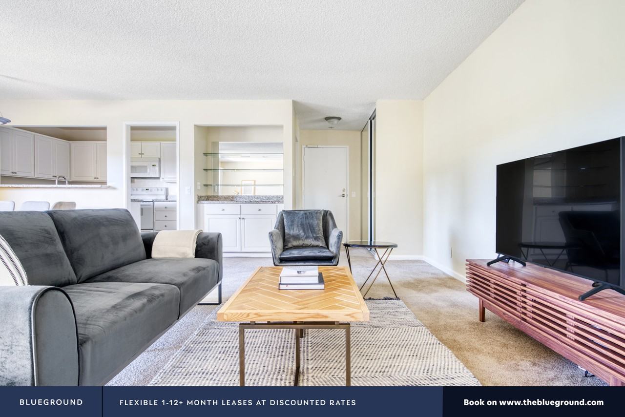 1400 Oak Creek Dr #4-571 - Photo 2 of 36