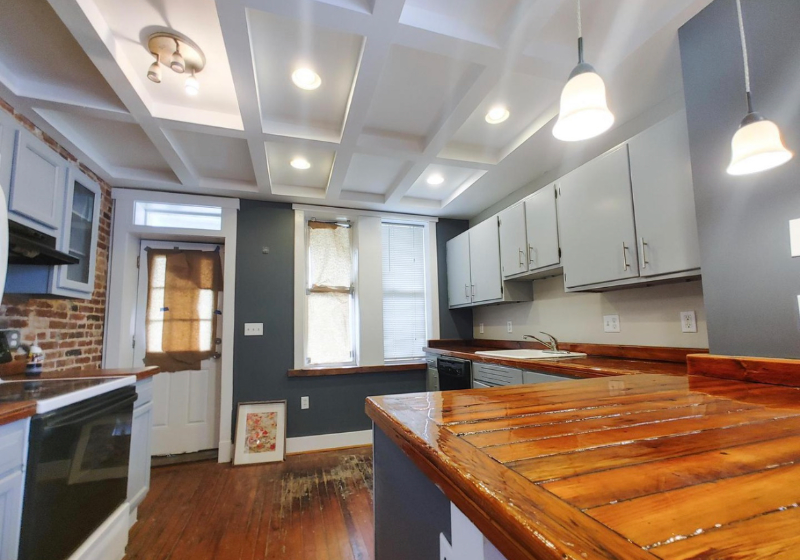 2123 Annapolis Rd - Photo 7 of 22