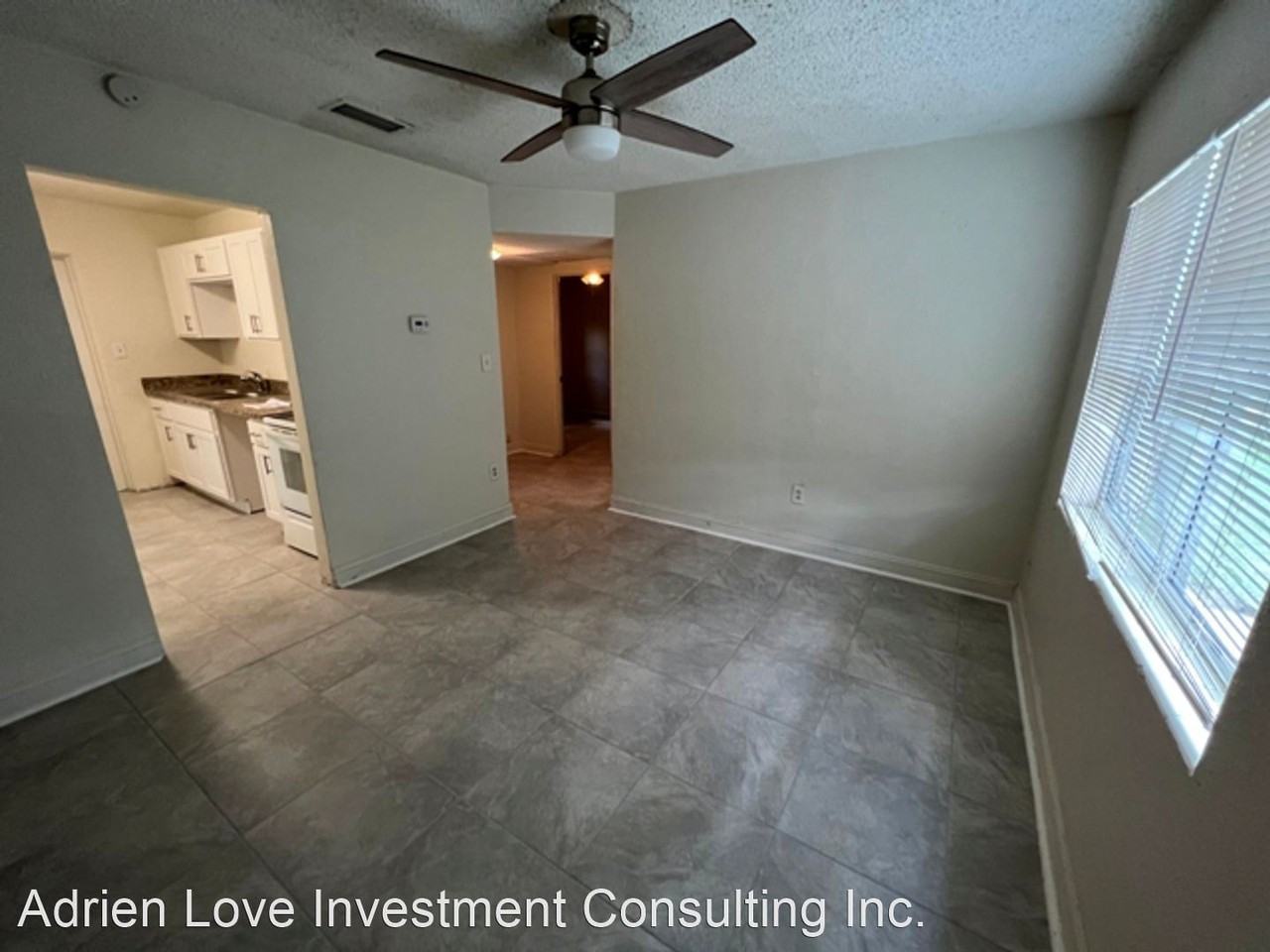 4332 Lake Lawne Ave - Photo 2 of 9