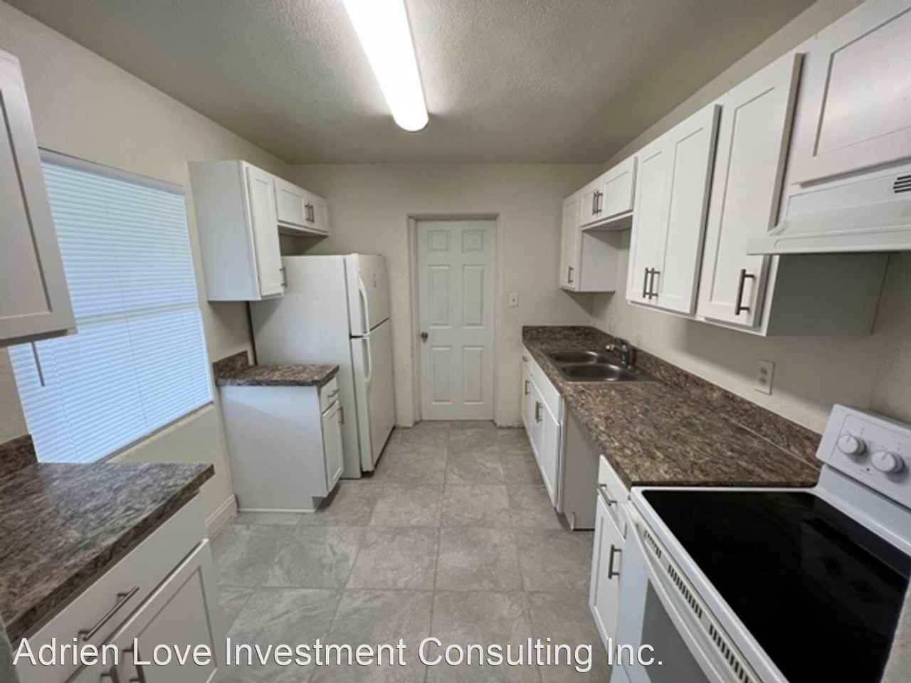 4332 Lake Lawne Ave - Photo 3 of 9