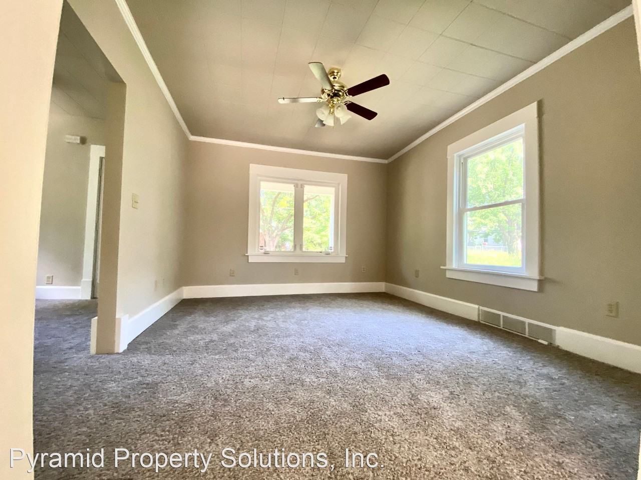 2026 10th St - Photo 2 of 8