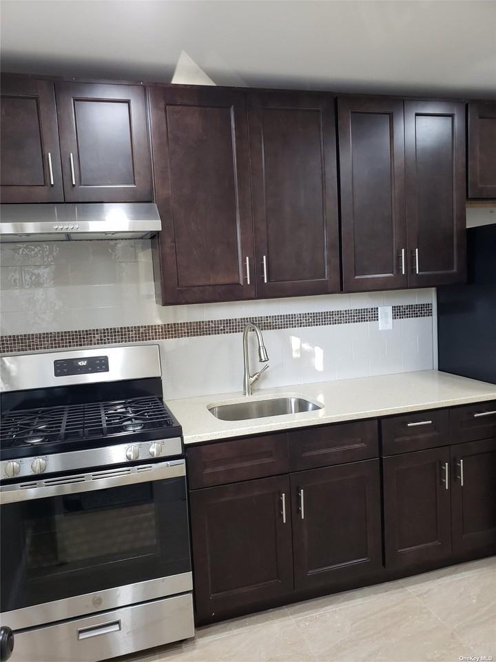 9421 210th St #2fl - Photo 2 of 15