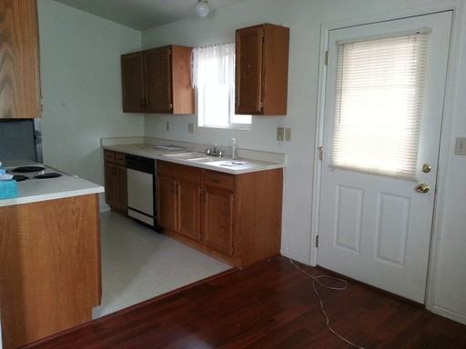 4702 Witches Hollow Ln - Photo 2 of 4