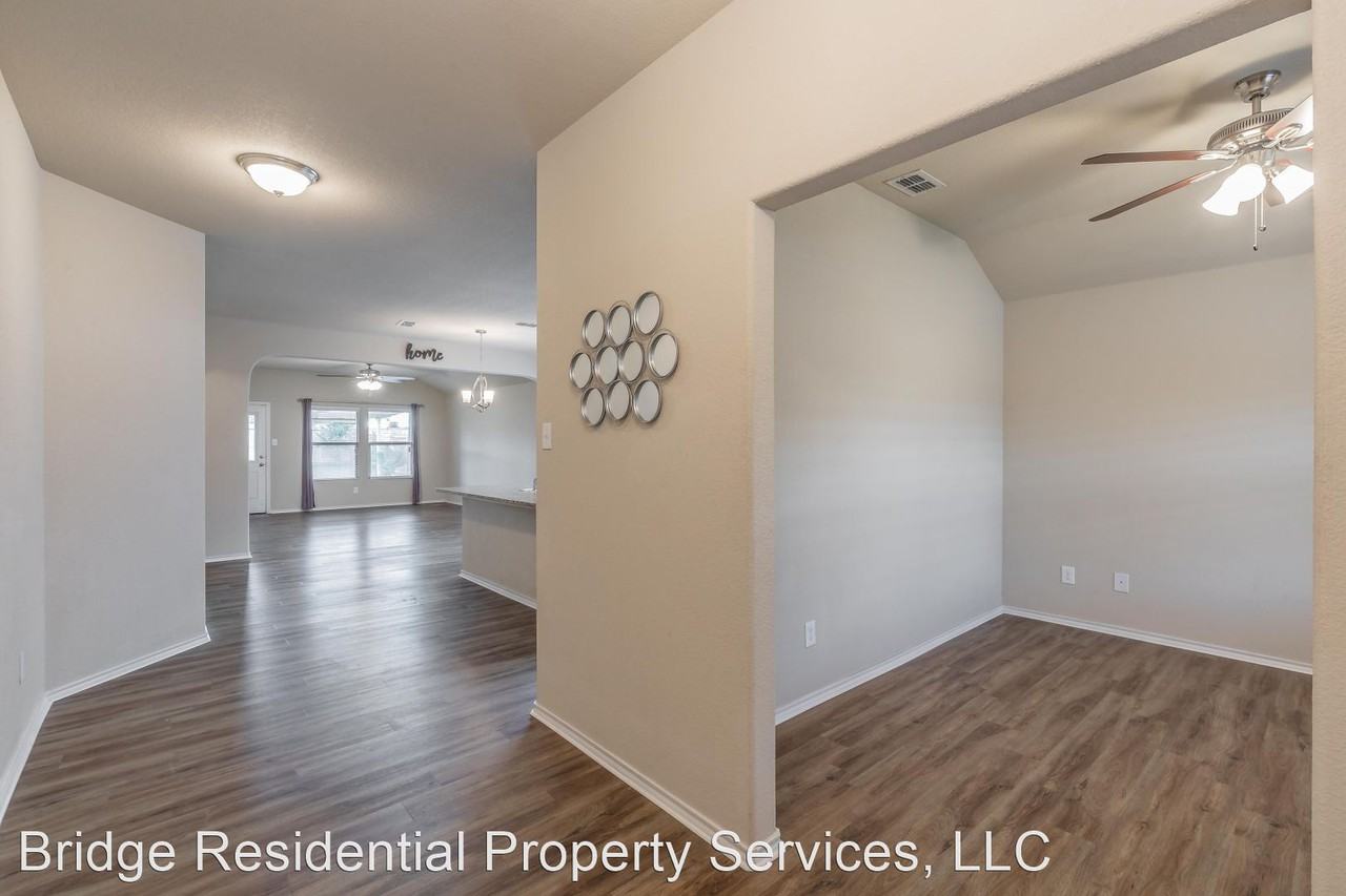 5141 Grayson Ridge Dr - Photo 2 of 30