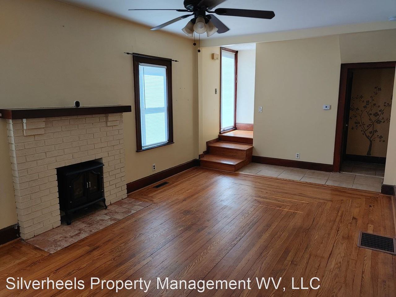 918 33rd St - Photo 2 of 22