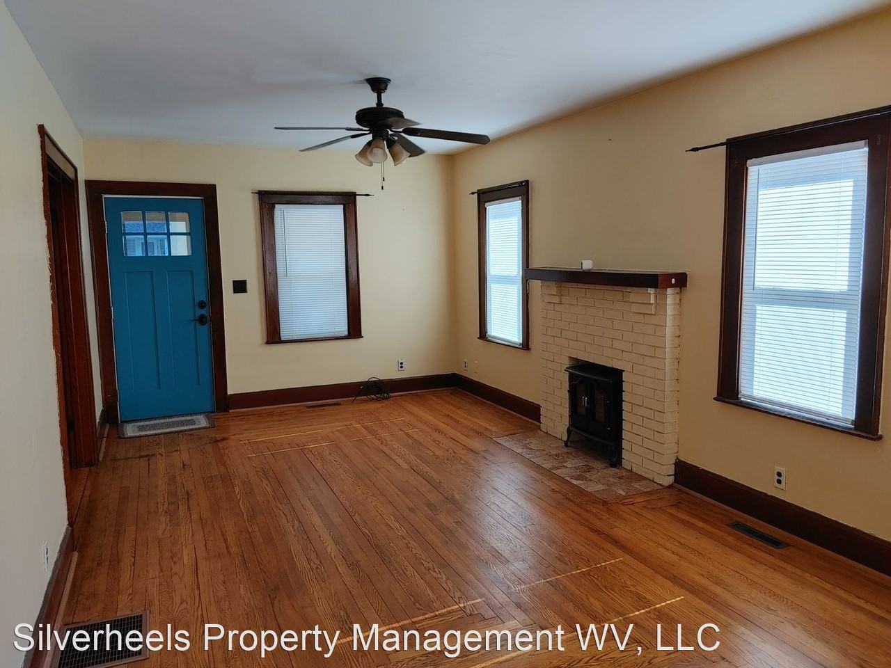 918 33rd St - Photo 3 of 22