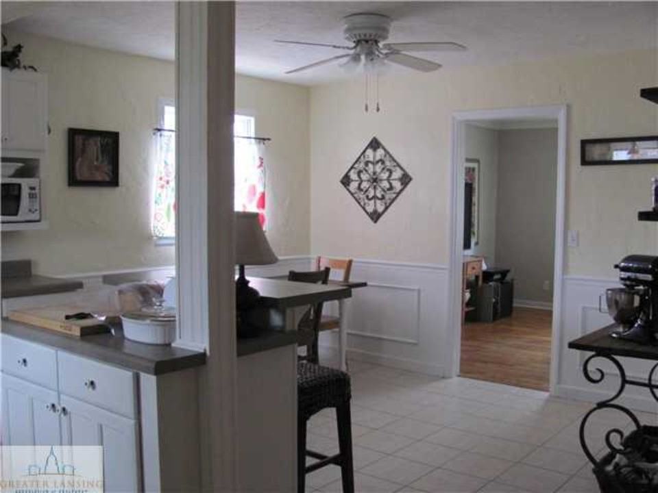 925 Union St - Photo 3 of 10