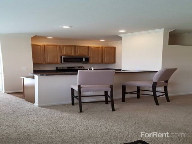 Avery Brooke Apartments - Photo 3 of 11