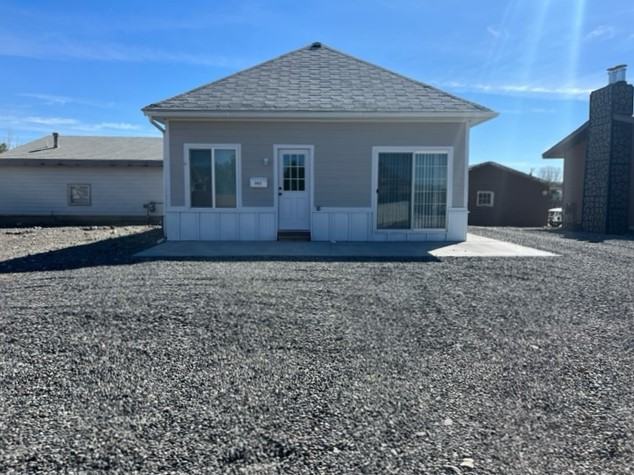 302 Robert St - Photo 2 of 10