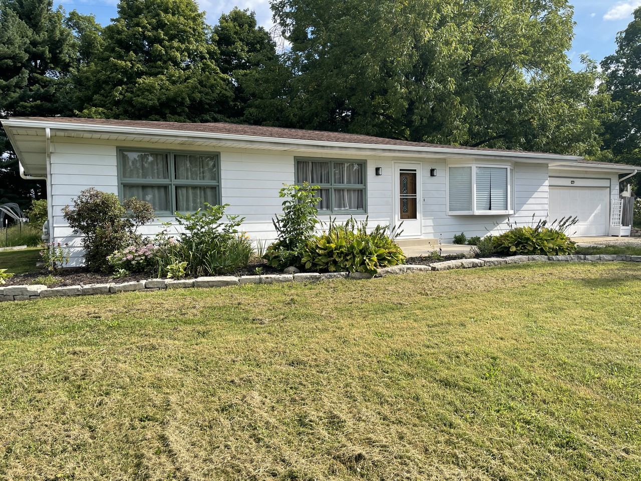 72 Lake Dr Sw - Photo 2 of 25