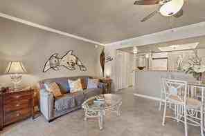 333 Island Way #106 - Photo 3 of 18