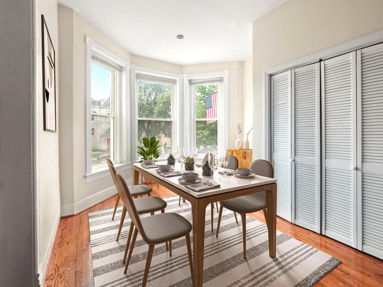 Charming LeDroit Park Victorian townhouse by Crispus Attucks Park - Photo 2 of 19