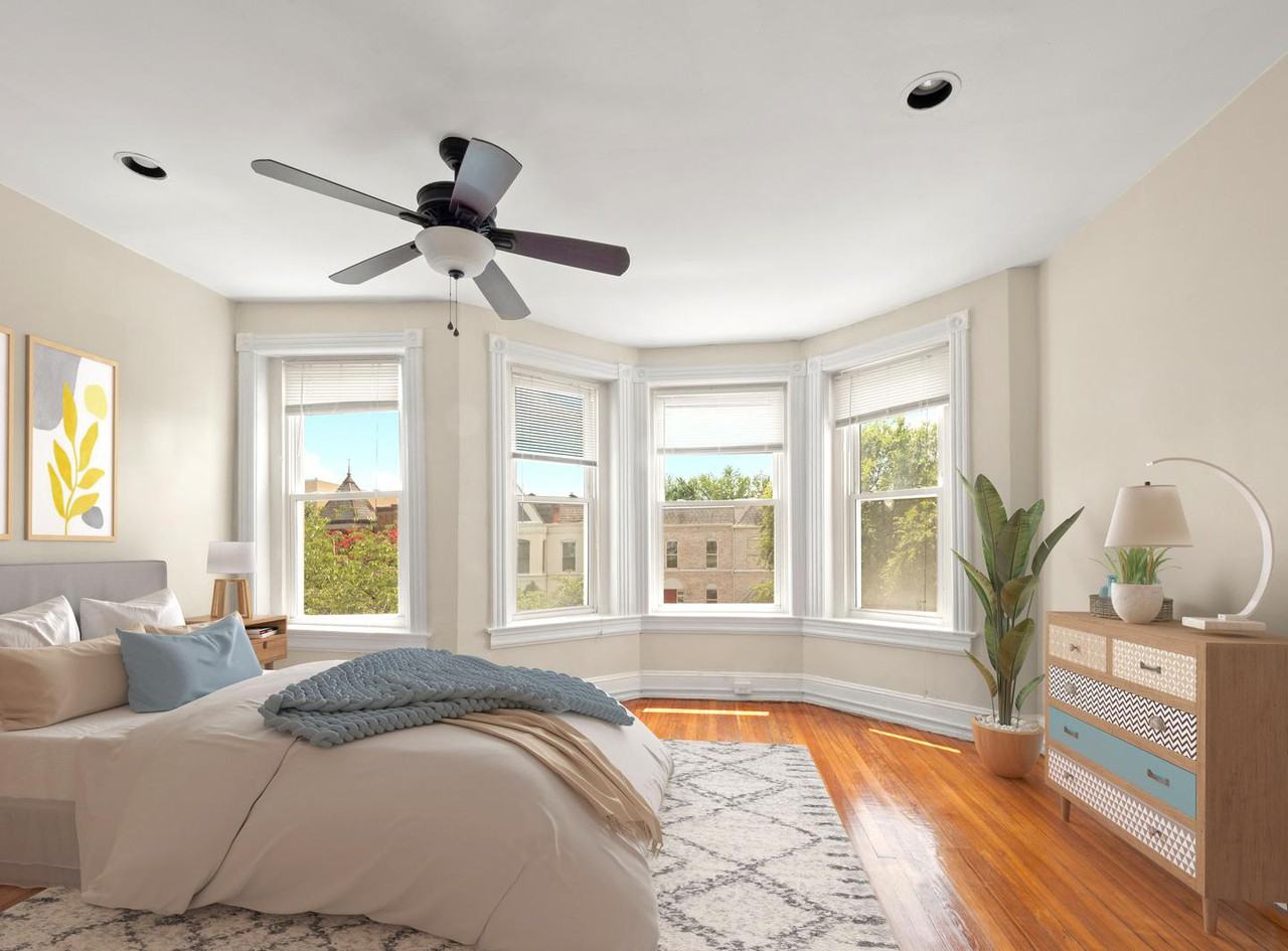 Charming LeDroit Park Victorian townhouse by Crispus Attucks Park - Photo 7 of 19