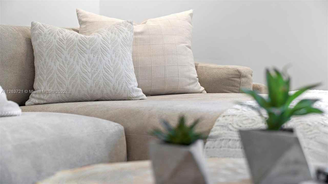 2301 Collins Ave #641 - Photo 3 of 31