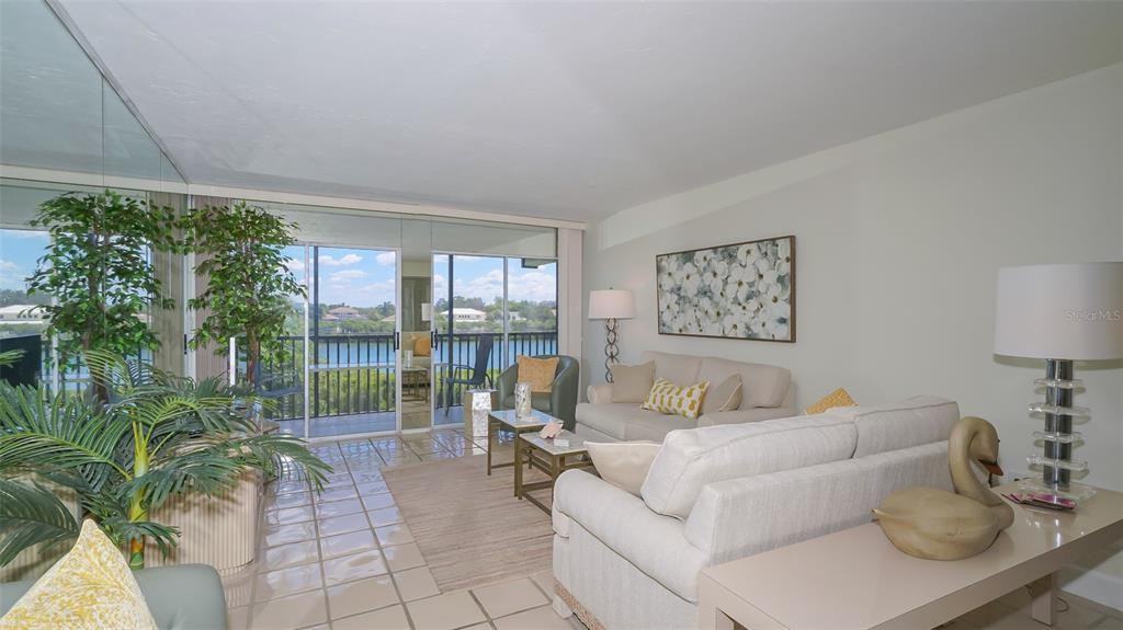 3240 Gulf Of Mexico Dr #B303 - Photo 7 of 50