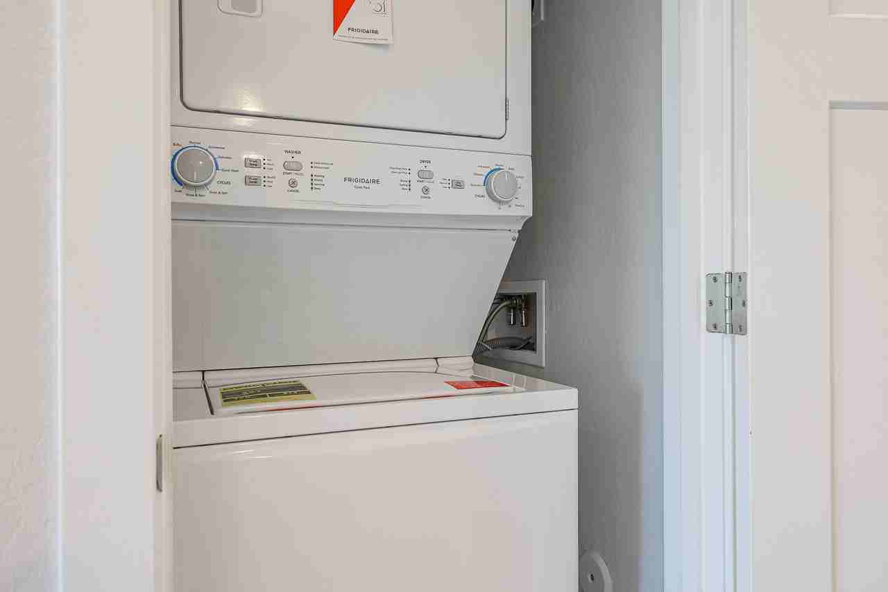 1122 East Roosevelt Street - F2Unit F2 #F2 - Photo 6 of 7