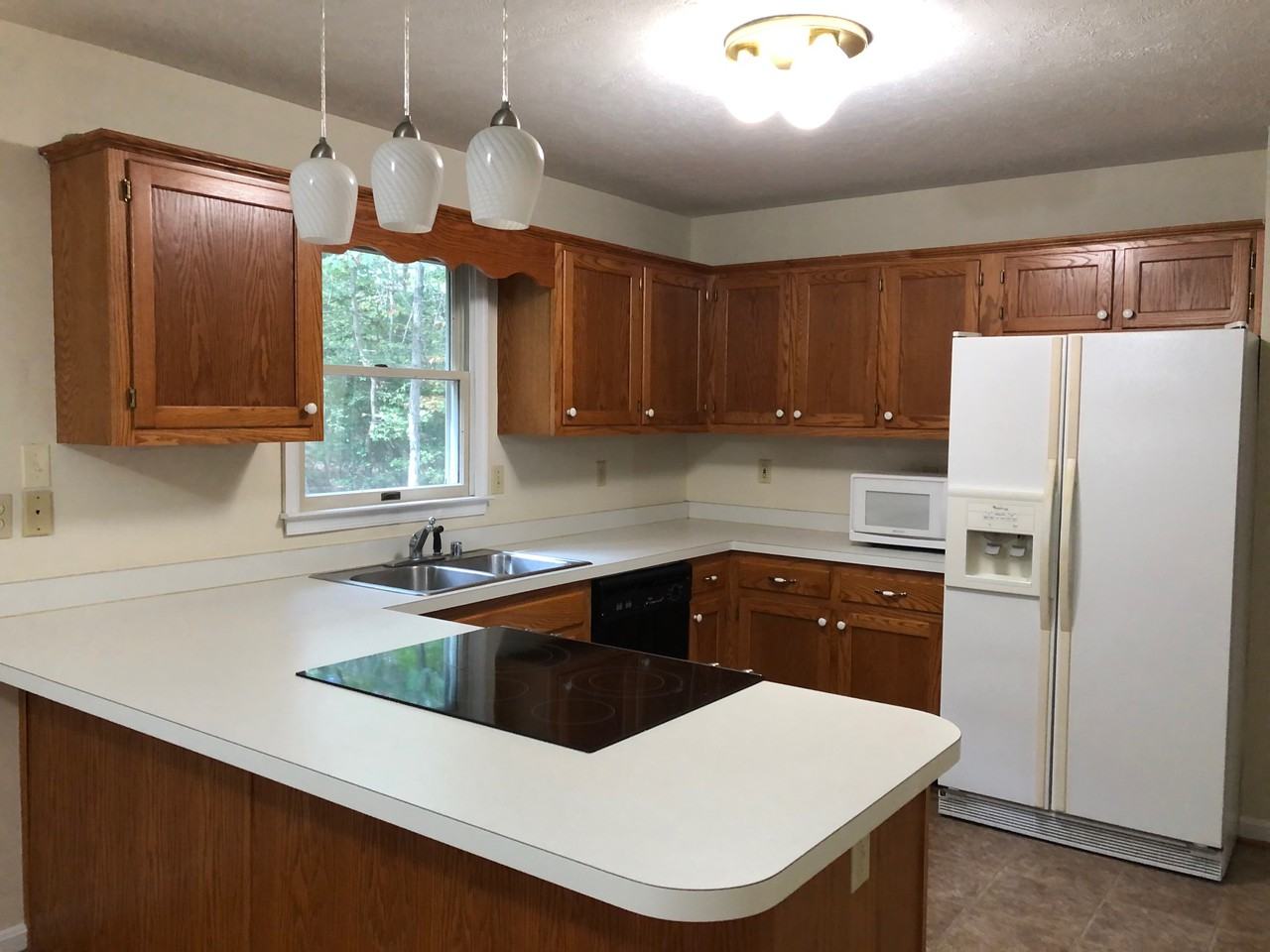 21113 Arbor Ct #1 - Photo 3 of 9