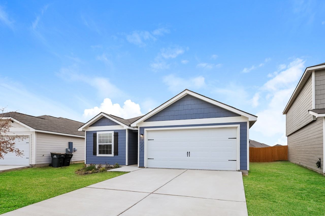 7228 Jebson Pass - Photo 2 of 15