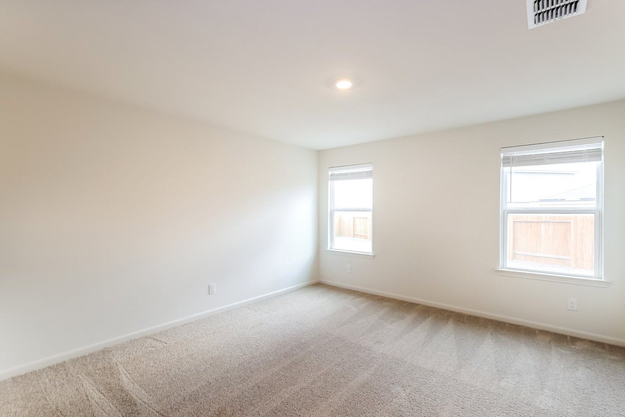 7228 Jebson Pass - Photo 7 of 15