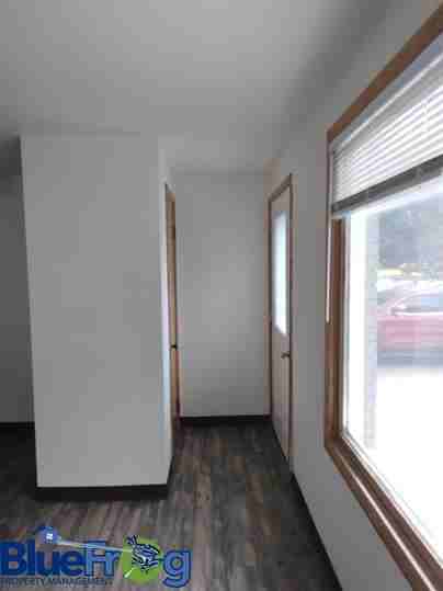 2422/2424 Southwood Drive - Photo 2 of 17