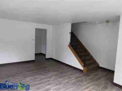 2422/2424 Southwood Drive - Photo 3 of 17