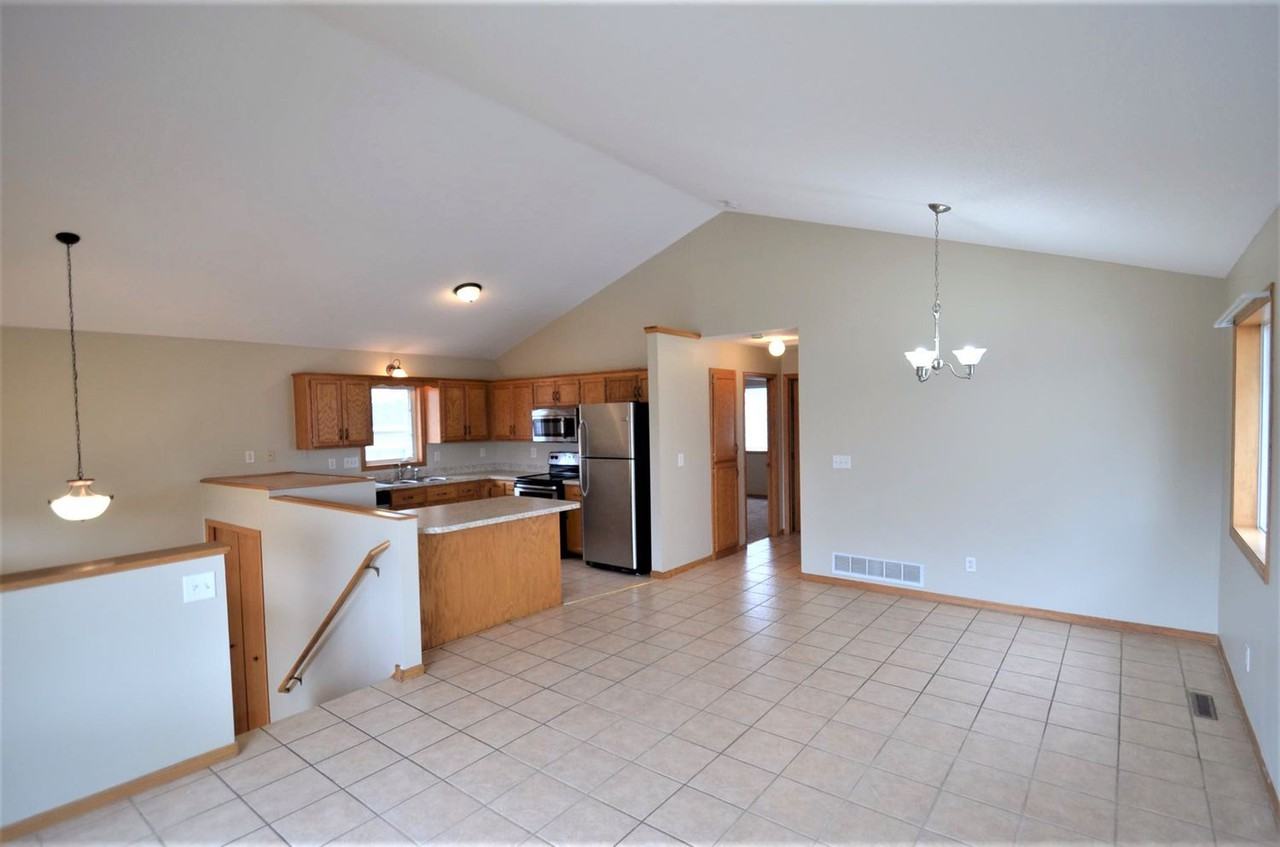 351 4th Ave S - Photo 2 of 15