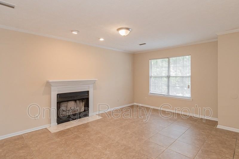 817 Willow Pointe - Photo 7 of 31