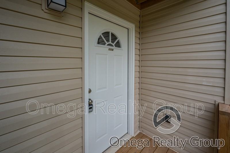 1174 Aquarius Dr - Photo 2 of 36