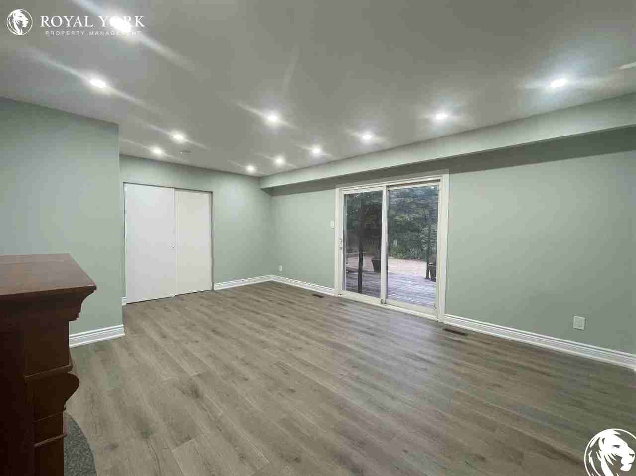 30 Trotters Lane - Photo 3 of 41