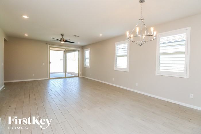 33864 N Beeblossom Trl - Photo 3 of 15