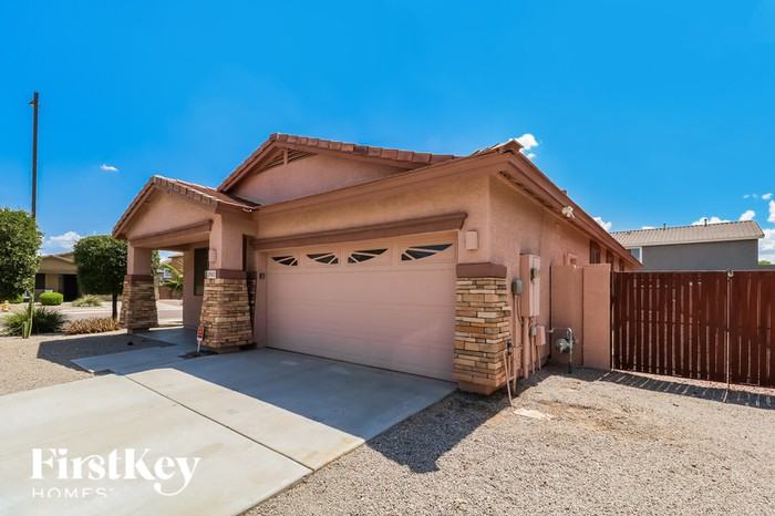 2743 N 153rd Dr - Photo 2 of 15