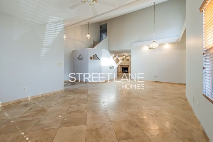 3802 E Wildwood Dr - Photo 2 of 15