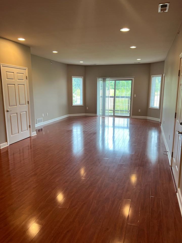 7410 Lions Gate Pkwy #7410 - Photo 2 of 18