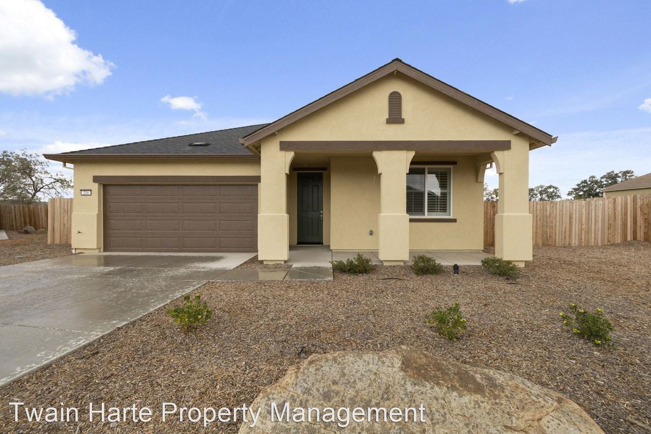 216 Raccoon Hollow Loop - Photo 2 of 26