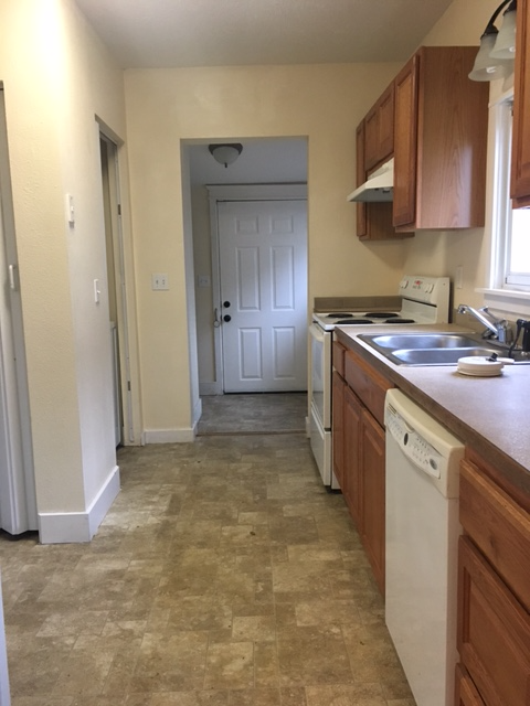 5018 N Nelson St #54 - Photo 3 of 11