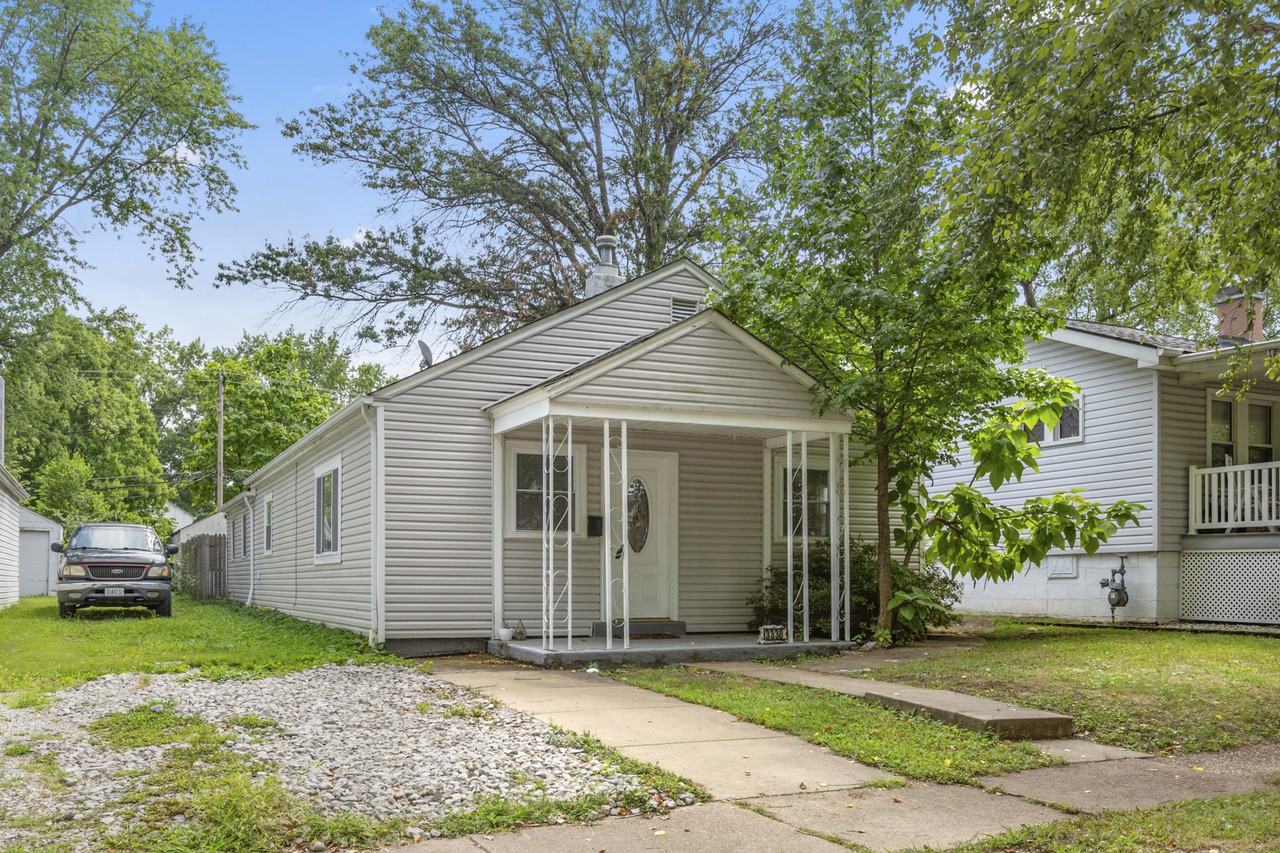 3330 Bendick Ave - Photo 2 of 26