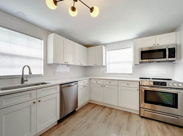 1341 W Fairbanks Ave Fl 32804 - Photo 2 of 10