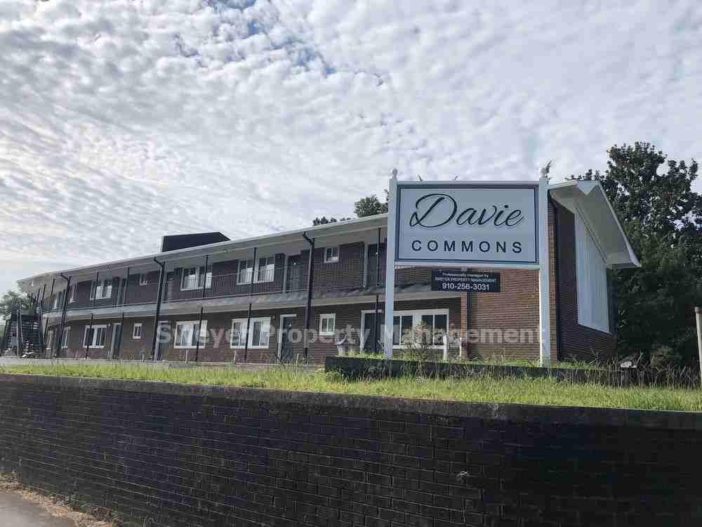 404 Davie Dr Apt 24 #24