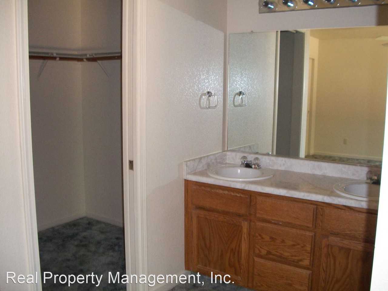 5852 Avery Way - Photo 3 of 8