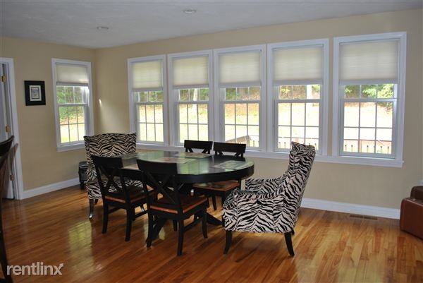 147 South St - Photo 2 of 10