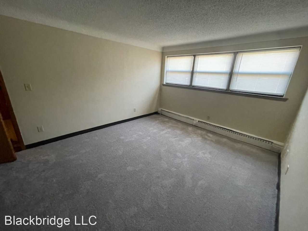 1074 Arkwright Street - Photo 2 of 5